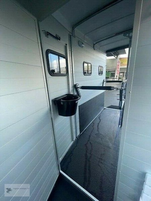 PKW-Anhänger des Typs Humbaur * NOTOS X-TRA UP* ALUBODEN SK 2,7to Pferdeanhänger NEU, Neumaschine in Gevelsberg (Bild 7)