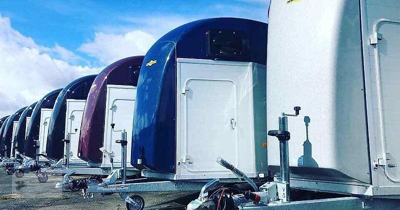 PKW-Anhänger от тип Humbaur *XANTHOS AERO* ALUBODEN Sattelkammer Pferdeanhänger NEU, Neumaschine в Gevelsberg (Снимка 12)