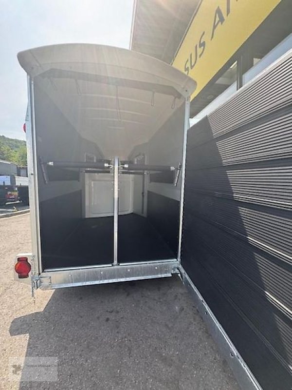PKW-Anhänger del tipo Humbaur Areion PRO Pferdeanhänger NEU ALU 2,7t., Neumaschine In Gevelsberg (Immagine 8)