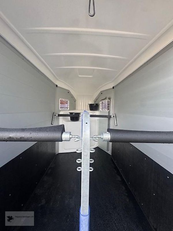 PKW-Anhänger Türe ait Humbaur Areion Pure 2 Pferdeanhänger NEU 2,4t. ALU, Neumaschine içinde Gevelsberg (resim 5)