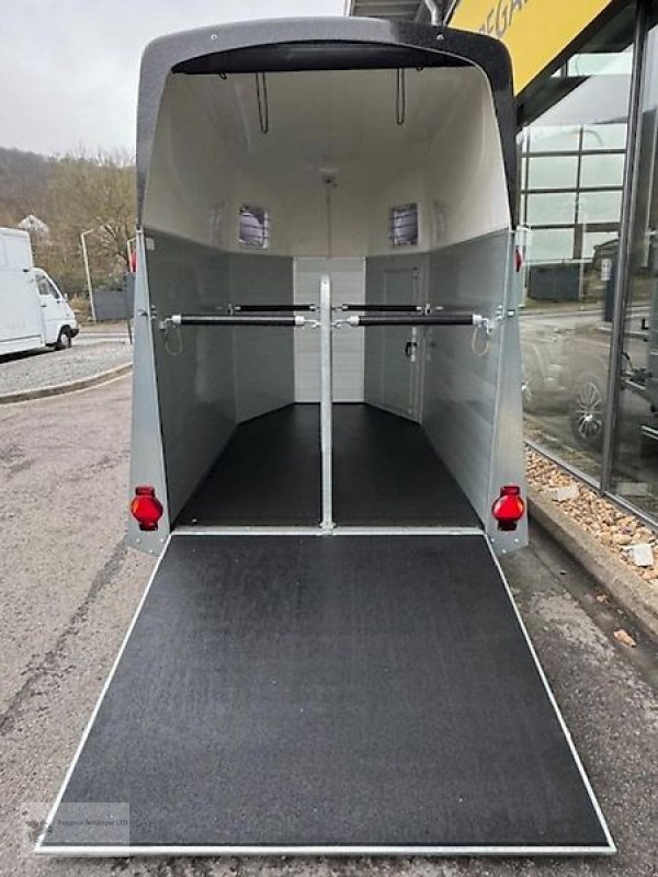 PKW-Anhänger типа Humbaur Equitos Alu 2- Pferdeanhänger 2t. Vollalu NEU, Neumaschine в Gevelsberg (Фотография 5)
