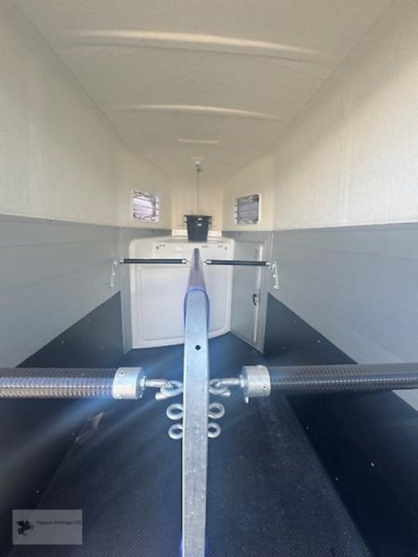 PKW-Anhänger des Typs Humbaur Equitos Alu Plus 2-Pferdeanhänger Alu Sattelkammer 2t Neu, Gebrauchtmaschine in Gevelsberg (Bild 6)