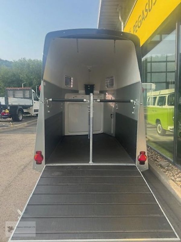 PKW-Anhänger типа Humbaur Equitos Alu Plus Pferdeanhänger NEU 2,0t, Neumaschine в Gevelsberg (Фотография 5)
