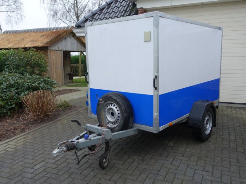 PKW-Anhänger типа Humbaur Gesloten aanhangwagen, Gebrauchtmaschine в IJsselmuiden (Фотография 1)