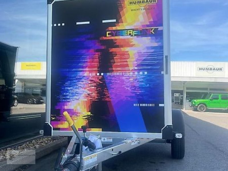 PKW-Anhänger del tipo Humbaur HK 132513-15P Kofferanhänger Ltd. Ed. Cyberfunk Design, Gebrauchtmaschine In Gevelsberg (Immagine 1)