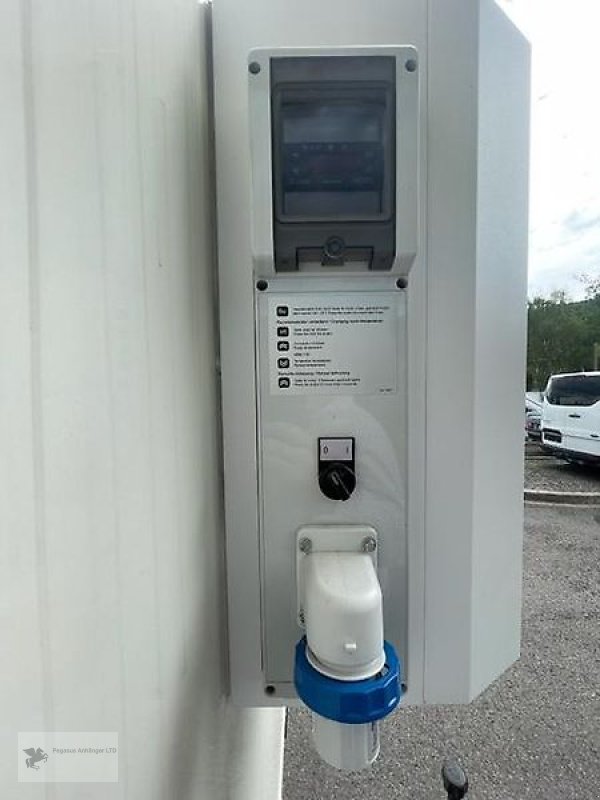 PKW-Anhänger типа Humbaur HK132614-18PF30 Basic Sandwichkoffer Kühlanhänger NEU, Neumaschine в Gevelsberg (Фотография 8)