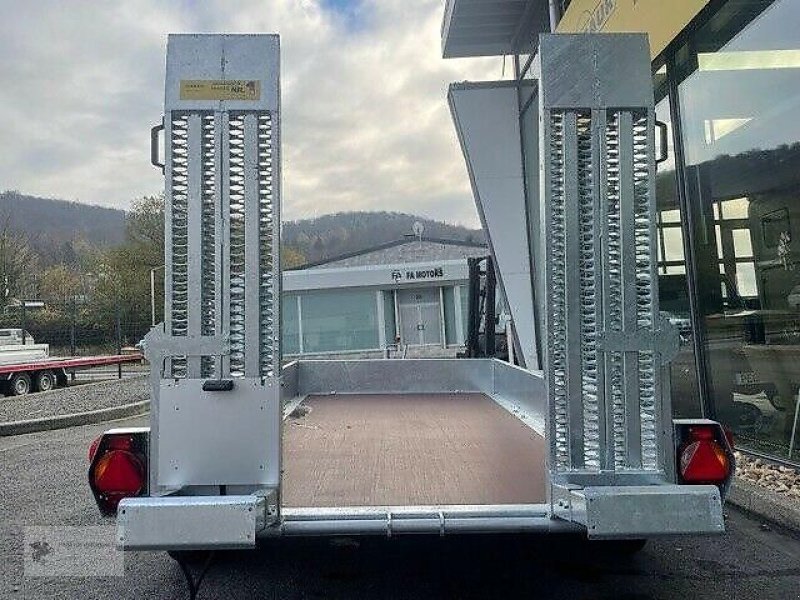 PKW-Anhänger des Typs Humbaur HS 303016 Baumaschienentransporter 3,0to NEU, Neumaschine in Gevelsberg (Bild 5)