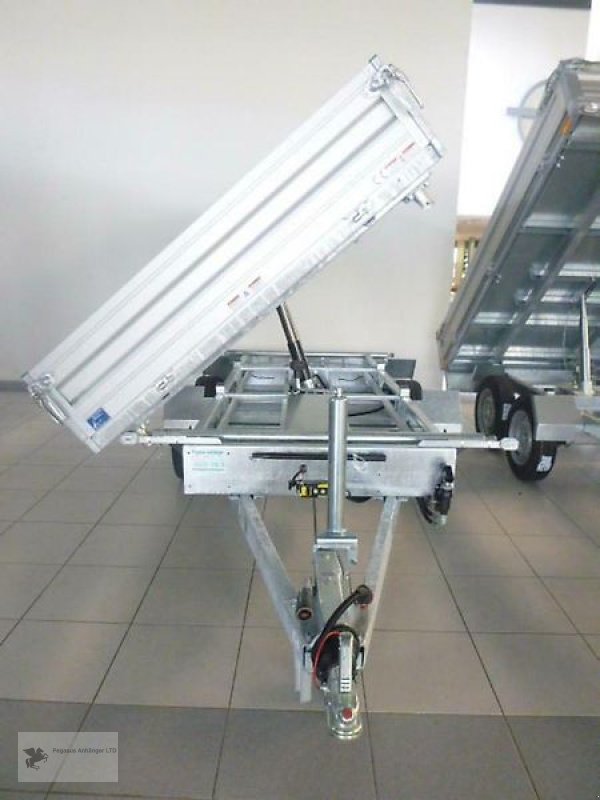 PKW-Anhänger des Typs Humbaur HTK 3500.31 Dreiseitenkipper 3,5to NEU, Neumaschine in Gevelsberg (Bild 2)