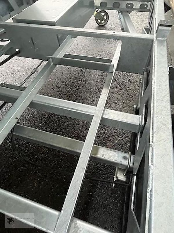 PKW-Anhänger typu Humbaur HTK 3500.41 Parabelfeder Dreiseitenkipper neu, Gebrauchtmaschine v Gevelsberg (Obrázek 11)