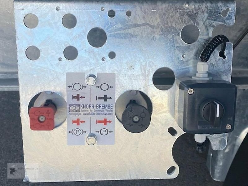 PKW-Anhänger des Typs Humbaur HTK185024 NEU Tandem-Deiseitenkipper 18to, Neumaschine in Gevelsberg (Bild 5)