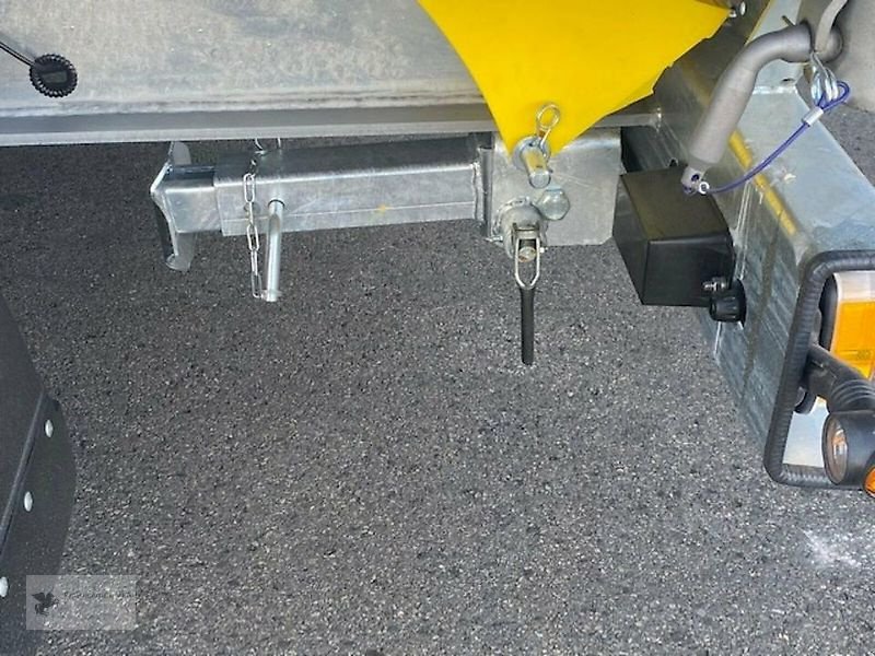 PKW-Anhänger typu Humbaur HTK185024 NEU Tandem-Deiseitenkipper 18to, Neumaschine v Gevelsberg (Obrázek 9)