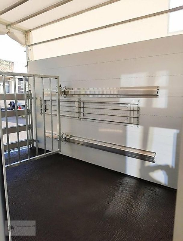 PKW-Anhänger του τύπου Humbaur HTV 243016 AG Viehanhänger ALU 2,4to, Neumaschine σε Gevelsberg (Φωτογραφία 8)