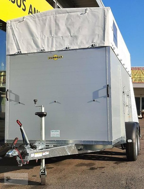 PKW-Anhänger του τύπου Humbaur HTV 243016 AG Viehanhänger ALU 2,4to, Neumaschine σε Gevelsberg (Φωτογραφία 1)