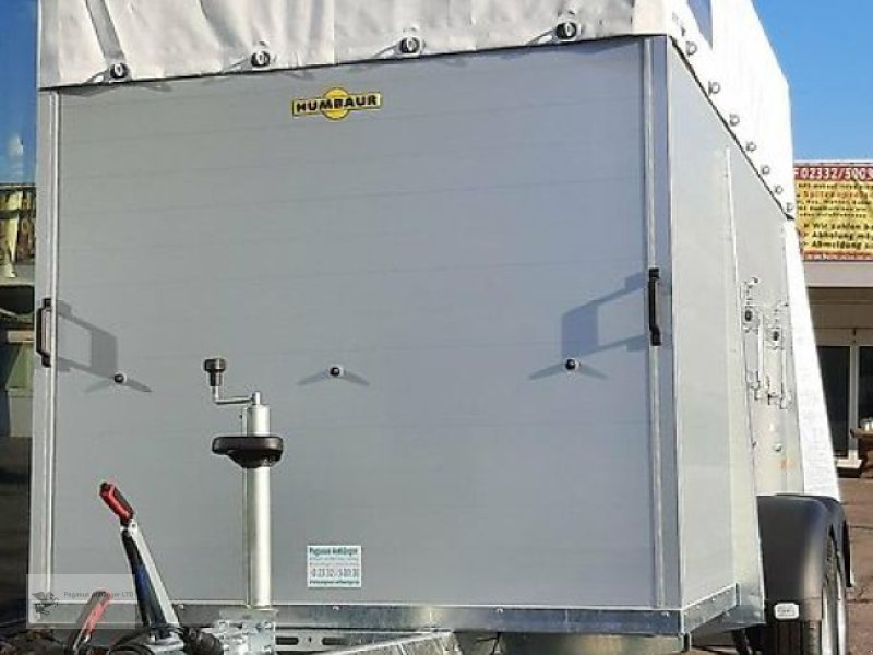 PKW-Anhänger του τύπου Humbaur HTV 243016 AG Viehanhänger ALU 2,4to, Neumaschine σε Gevelsberg (Φωτογραφία 1)