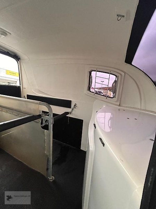 PKW-Anhänger tipa Humbaur Maximus Pferdeanhänger Vollpoly,Aluboden 2,7to, Gebrauchtmaschine u Gevelsberg (Slika 8)