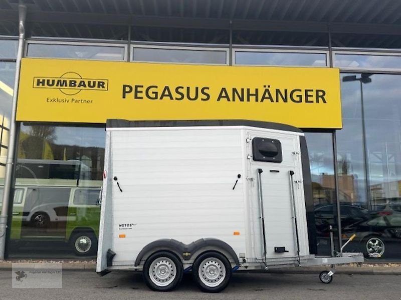 PKW-Anhänger des Typs Humbaur Notos Alu Frontausstieg Pferdeanhänger 2,4t NEU DS-Klappe, Neumaschine in Gevelsberg (Bild 1)