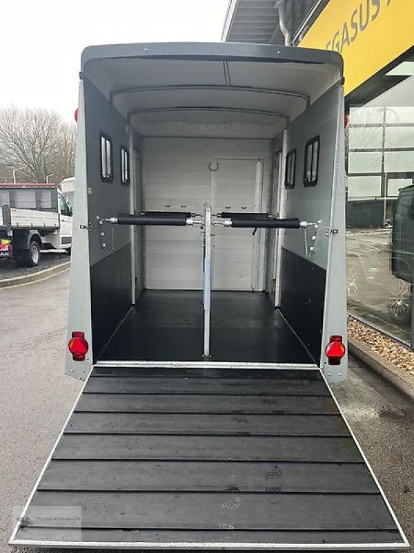 PKW-Anhänger типа Humbaur Notos Plus 3000 2 Pferdeanhänger 1. Hand TOP Alu, Gebrauchtmaschine в Gevelsberg (Фотография 7)