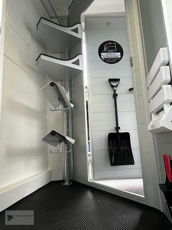 PKW-Anhänger typu Humbaur Notos Xtra PRO 2- Pferdeanhänger 2700 SK DS, Gebrauchtmaschine v Gevelsberg (Obrázek 10)