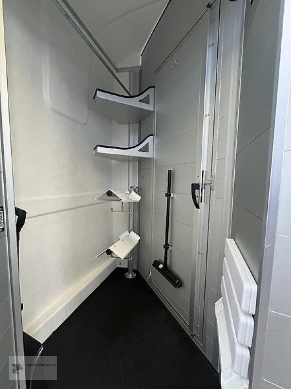 PKW-Anhänger del tipo Humbaur Notos Xtra PRO 2- Pferdeanhänger 2700 SK DS, Gebrauchtmaschine en Gevelsberg (Imagen 9)