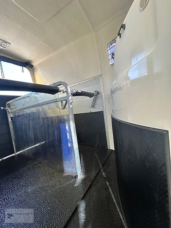 PKW-Anhänger Türe ait Humbaur Pegasus 2 Pferdeanhänger 2,4t. ALU 1.Hand, Gebrauchtmaschine içinde Gevelsberg (resim 6)