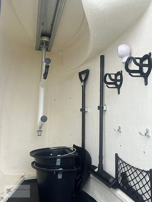 PKW-Anhänger typu Humbaur Pegasus 2 Pferdeanhänger 2,4t Alu Panoramafenster SK, Gebrauchtmaschine v Gevelsberg (Obrázek 8)