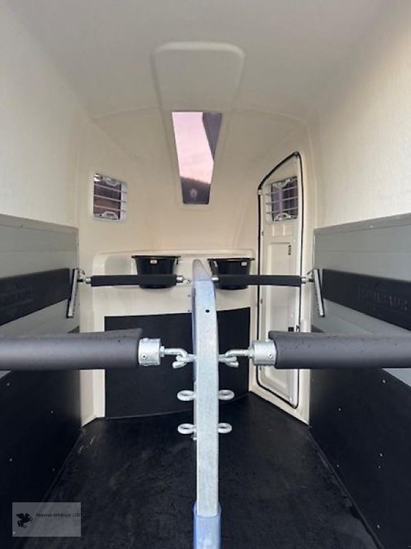 PKW-Anhänger tipa Humbaur Pegasus 2 Pferdeanhänger NEU 2,4t. D/S Klappe Panorama, Neumaschine u Gevelsberg (Slika 5)
