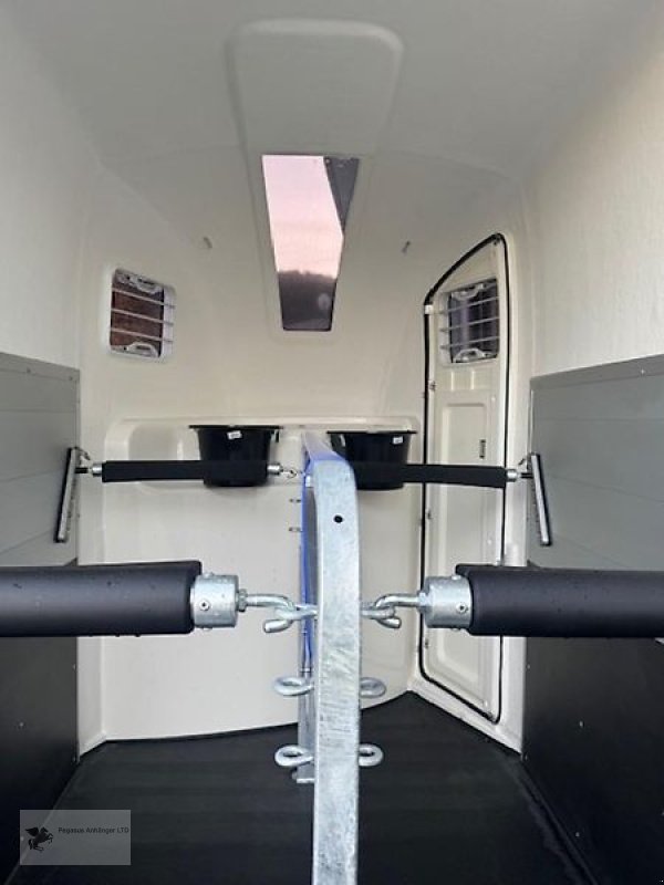PKW-Anhänger του τύπου Humbaur Pegasus 2 Pferdeanhänger NEU 2,4t. D/S Klappe Panorama, Neumaschine σε Gevelsberg (Φωτογραφία 5)