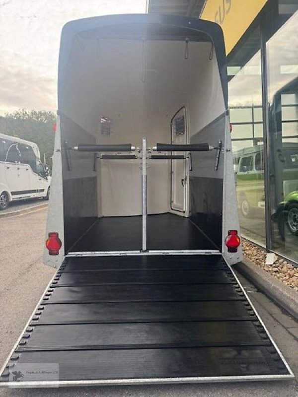 PKW-Anhänger tipa Humbaur Pegasus 2400 Pferdeanhänger Alu 1.Hand Sattelkammer, Gebrauchtmaschine u Gevelsberg (Slika 4)