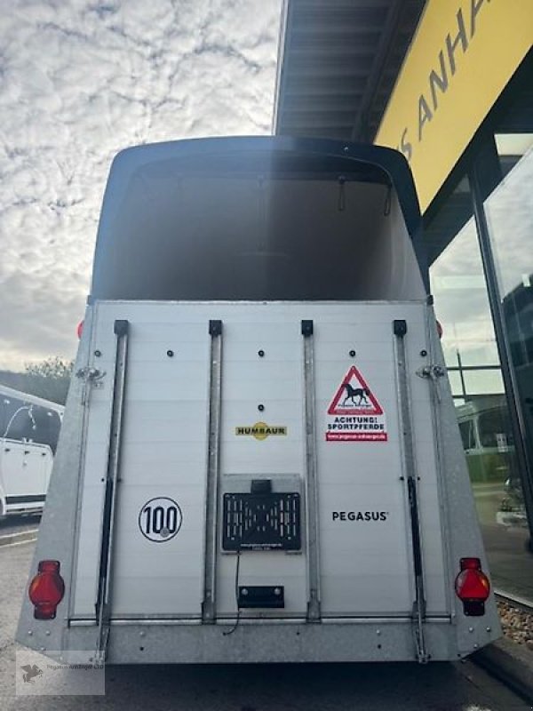 PKW-Anhänger tipa Humbaur Pegasus 2400 Pferdeanhänger Alu 1.Hand Sattelkammer, Gebrauchtmaschine u Gevelsberg (Slika 3)