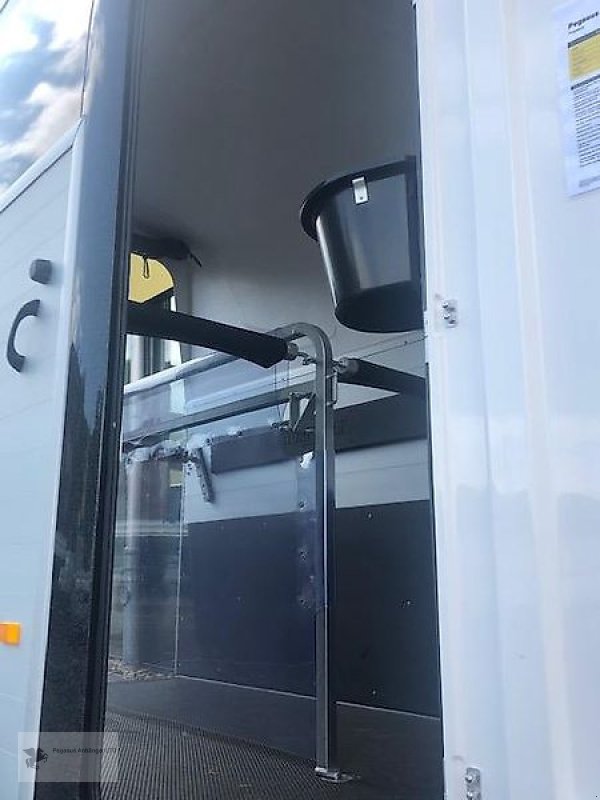 PKW-Anhänger Türe ait Humbaur Pegasus PRO 2-Pferdanhänger !NEU! 2,4t SK DS, Neumaschine içinde Gevelsberg (resim 5)