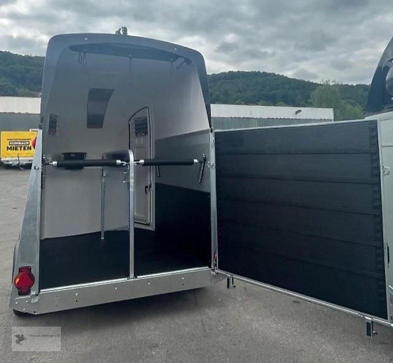 PKW-Anhänger Türe ait Humbaur Pegasus PRO 2-Pferdanhänger !NEU! 2,4t SK DS, Neumaschine içinde Gevelsberg (resim 10)