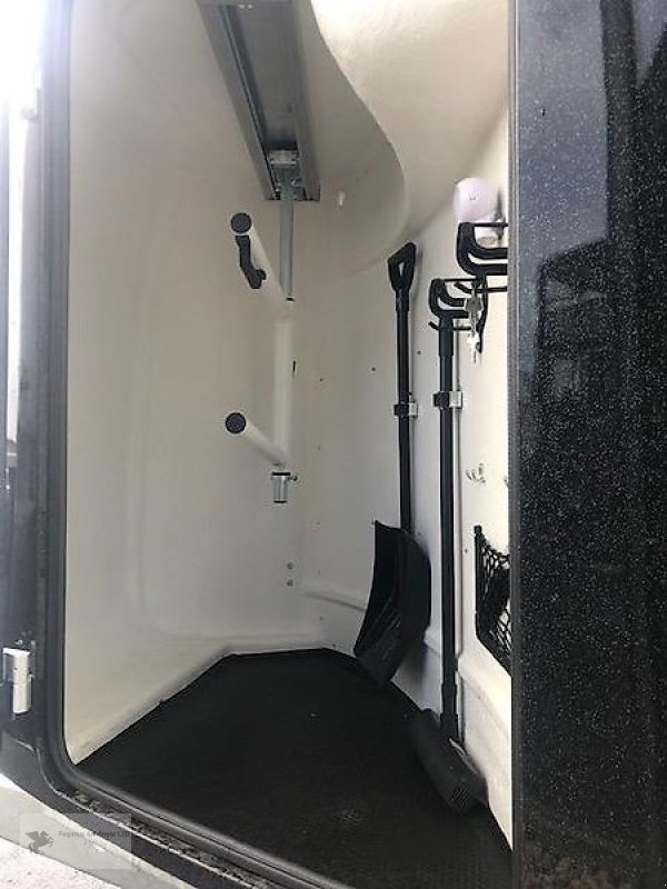 PKW-Anhänger Türe ait Humbaur Pegasus PRO 2-Pferdanhänger !NEU! 2,4t SK DS, Neumaschine içinde Gevelsberg (resim 9)