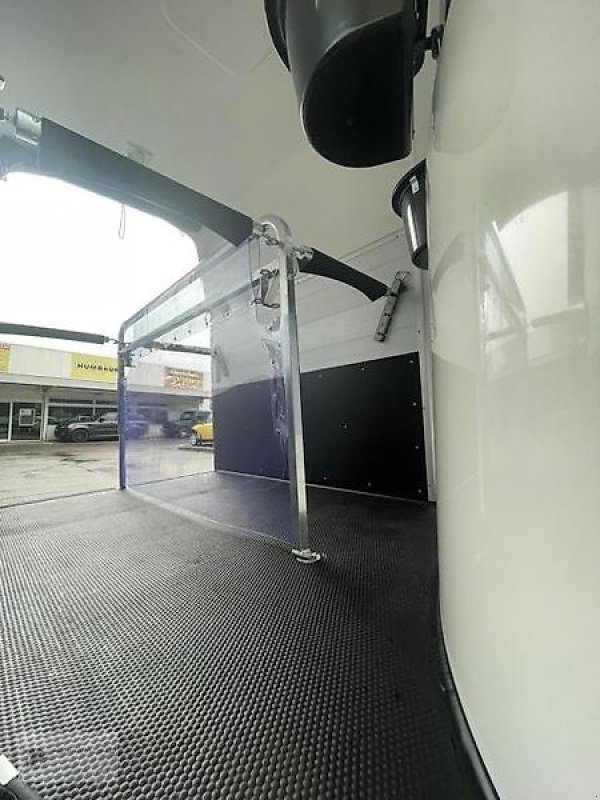 PKW-Anhänger des Typs Humbaur Pegasus Pro 2-Pferdeanhänger 2,4t !NEU! SK, Neumaschine in Gevelsberg (Bild 9)