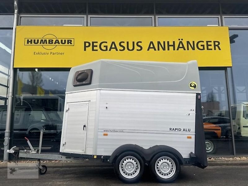 PKW-Anhänger typu Humbaur Rapid Alu 2-Pferdeanhänger Vollalu Sattelkammer 2t., Gebrauchtmaschine w Gevelsberg