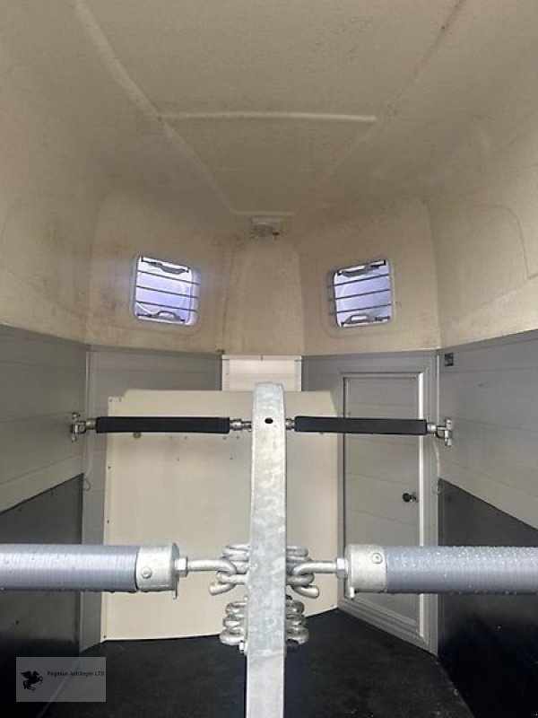 PKW-Anhänger tip Humbaur Rapid Alu 2-Pferdeanhänger Vollalu Sattelkammer 2t., Gebrauchtmaschine in Gevelsberg (Poză 4)