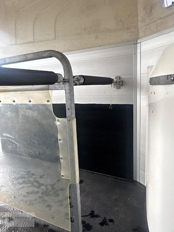 PKW-Anhänger типа Humbaur Rapid Alu 2-Pferdeanhänger Vollalu Sattelkammer 2t., Gebrauchtmaschine в Gevelsberg (Фотография 7)