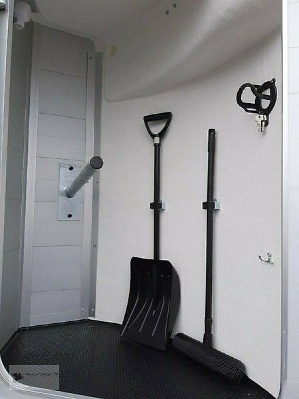 PKW-Anhänger Türe ait Humbaur Single Alu 1,5er Pferdeanhänger 1,6to gebr. Böckmann a.L, Gebrauchtmaschine içinde Gevelsberg (resim 7)