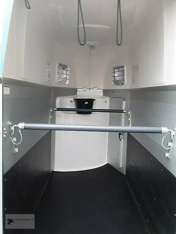 PKW-Anhänger Türe ait Humbaur Single Alu 1,5er Pferdeanhänger 1,6to gebr. Böckmann a.L, Gebrauchtmaschine içinde Gevelsberg (resim 6)