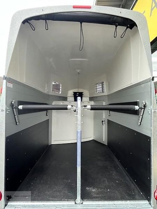 PKW-Anhänger del tipo Humbaur Xanthos Aero 2,4t 2-Pferdeanhänger Neu SK, Gebrauchtmaschine en Gevelsberg (Imagen 7)