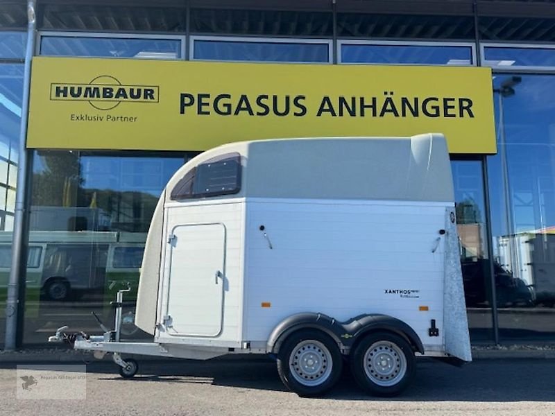 PKW-Anhänger typu Humbaur Xanthos Aero 2 Pferdeanhänger 2,4t. ALU Erstzul. 2025 TOP, Gebrauchtmaschine v Gevelsberg (Obrázek 1)