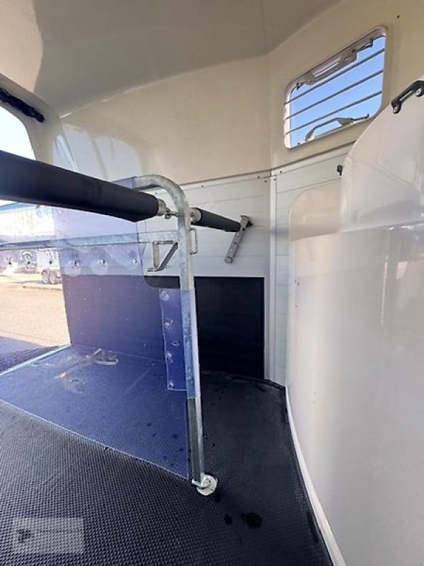 PKW-Anhänger del tipo Humbaur Xanthos Aero 2 Pferdeanhänger 2,4t. ALU Erstzul. 2025 TOP, Gebrauchtmaschine In Gevelsberg (Immagine 7)