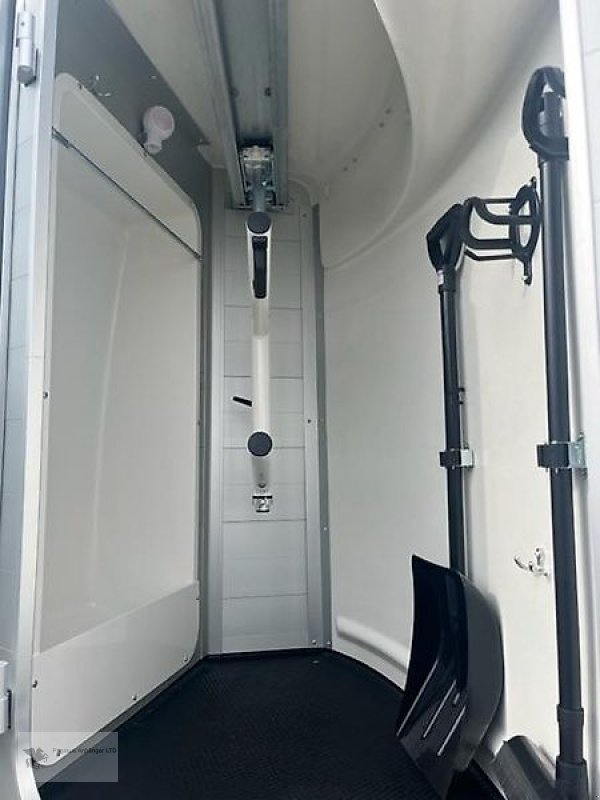 PKW-Anhänger tip Humbaur Xanthos Aero 2-Pferdeanhänger 2,4t Neu SK Vollaussattung, Gebrauchtmaschine in Gevelsberg (Poză 9)