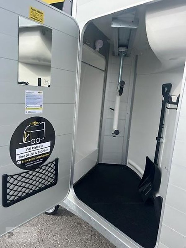 PKW-Anhänger типа Humbaur Xanthos Aero 2-Pferdeanhänger 2,4t Neu SK Vollaussattung, Gebrauchtmaschine в Gevelsberg (Фотография 10)