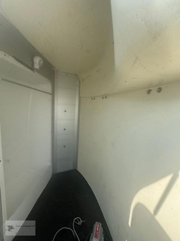 PKW-Anhänger typu Humbaur Xanthos Aero 2 Pferdeanhänger 2,4t SK Vollalu, Neumaschine v Gevelsberg (Obrázek 7)