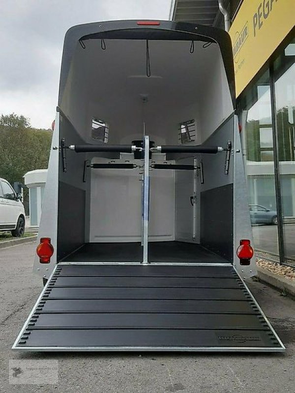 PKW-Anhänger typu Humbaur Xanthos Aero 2-Pferdeanhänger 2,7t gebr Böckmann a. L, Gebrauchtmaschine v Gevelsberg (Obrázek 5)
