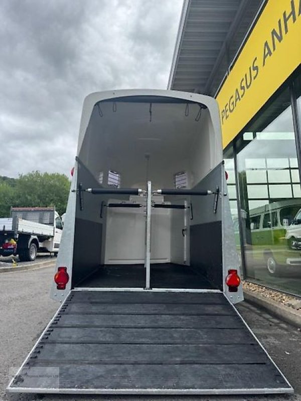 PKW-Anhänger типа Humbaur Xanthos Aero 2-Pferdeanhänger ALU 1. Hand TOP, Gebrauchtmaschine в Gevelsberg (Фотография 7)