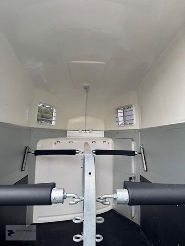 PKW-Anhänger типа Humbaur Xanthos Aero 2-Pferdeanhänger ALU 1. Hand TOP, Gebrauchtmaschine в Gevelsberg (Фотография 4)