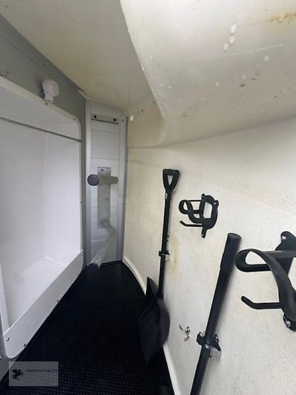 PKW-Anhänger des Typs Humbaur Xanthos Aero 2-Pferdeanhänger ALU 1. Hand TOP, Gebrauchtmaschine in Gevelsberg (Bild 6)