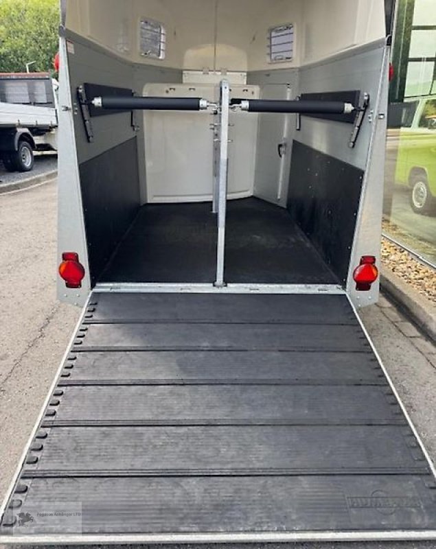 PKW-Anhänger des Typs Humbaur Xanthos Aero 2-Pferdeanhänger ALU 2,4t. 1. Hand, Gebrauchtmaschine in Gevelsberg (Bild 4)