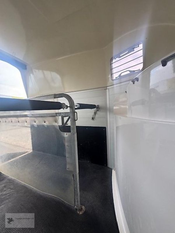 PKW-Anhänger des Typs Humbaur Xanthos Aero 2- Pferdeanhänger Alu Sattelkammer 2,4t, Gebrauchtmaschine in Gevelsberg (Bild 6)